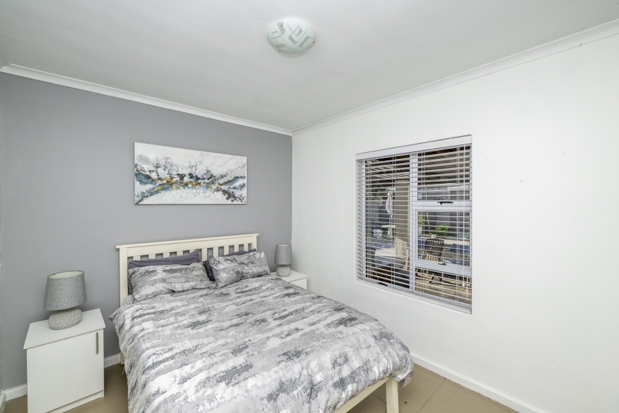 5 Bedroom Property for Sale in Rouxville Western Cape